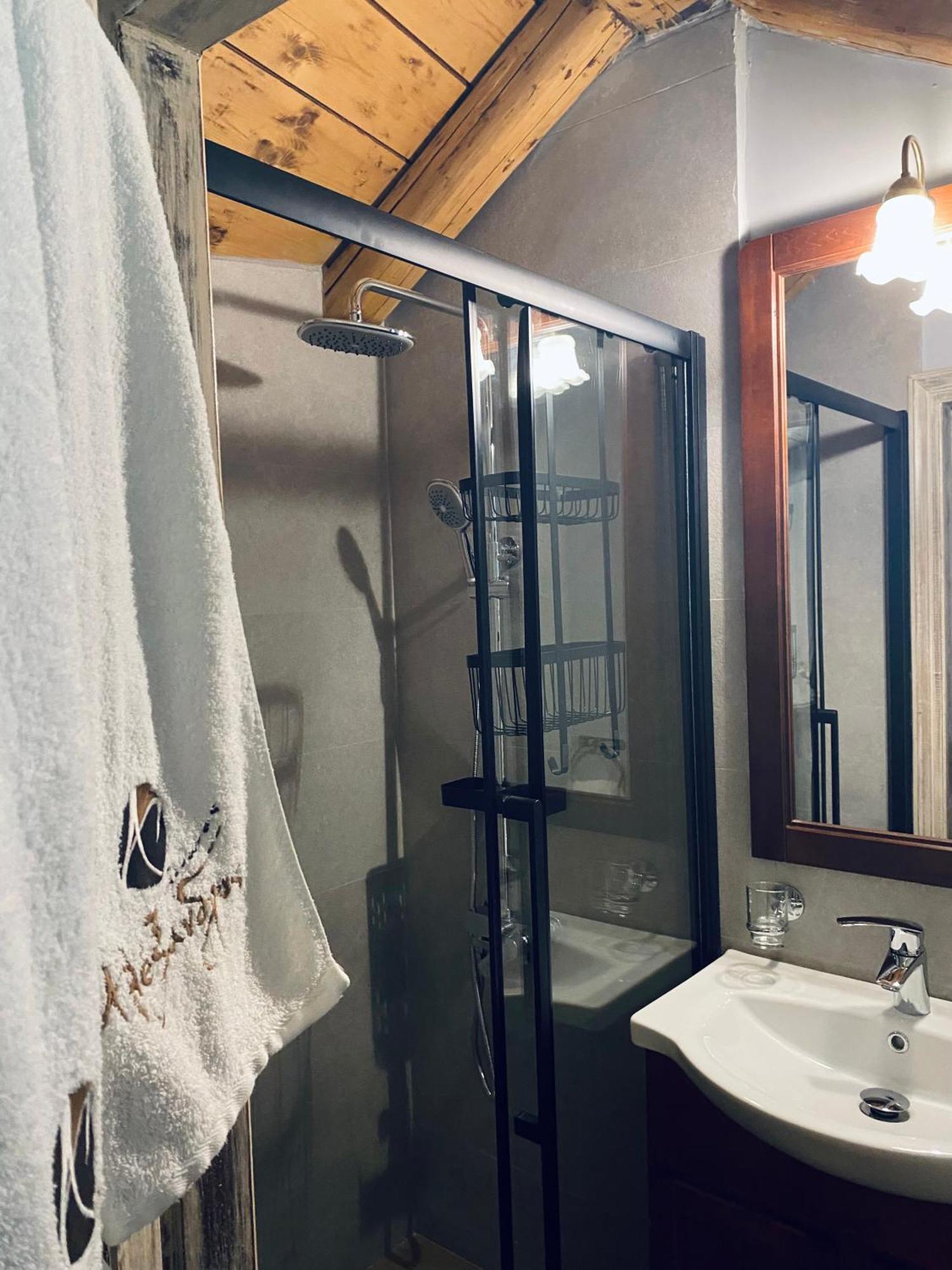 Alexandros Guesthouse 阿拉霍瓦 外观 照片