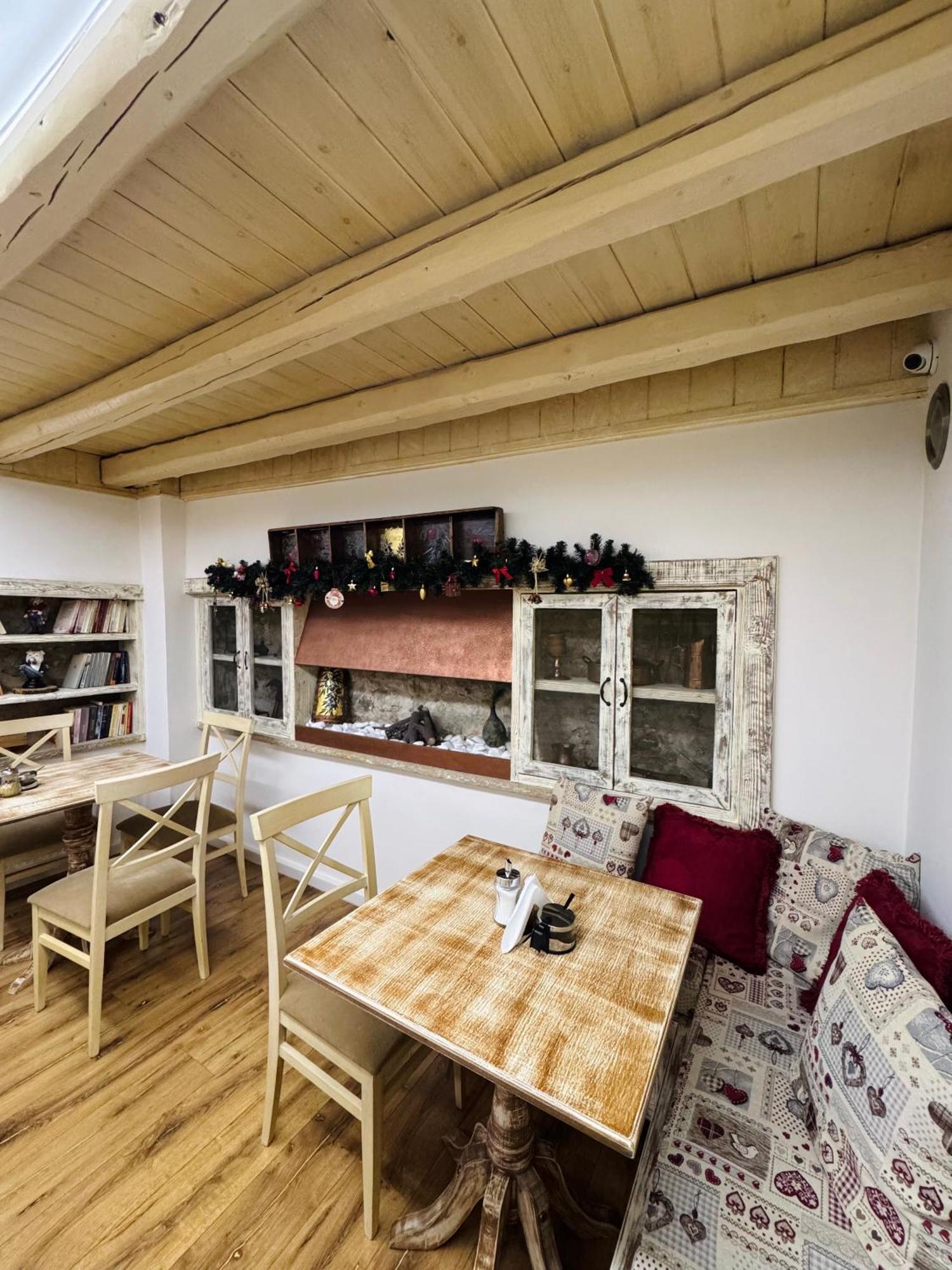 Alexandros Guesthouse 阿拉霍瓦 外观 照片