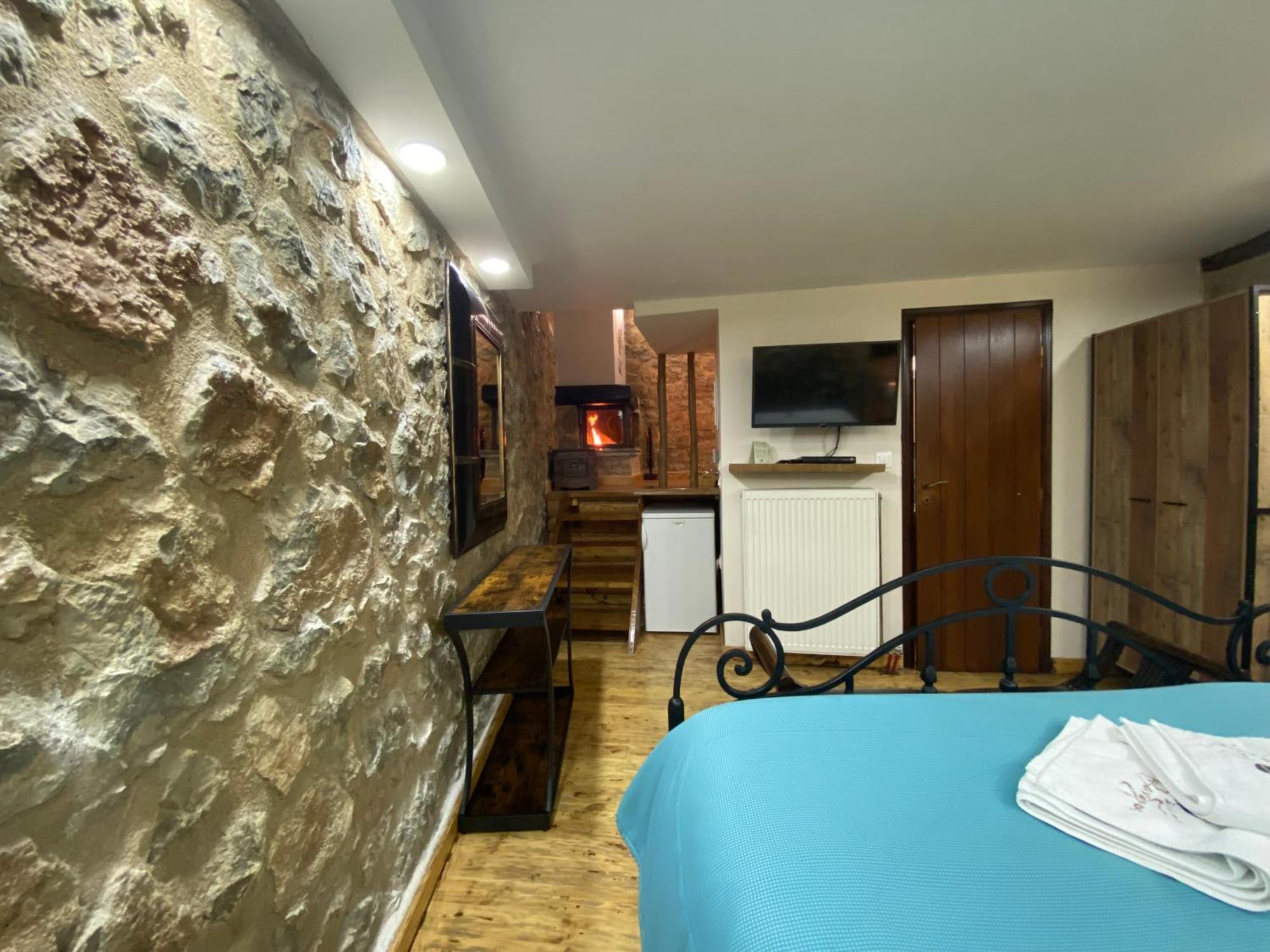 Alexandros Guesthouse 阿拉霍瓦 外观 照片